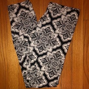 Pattern Leggings